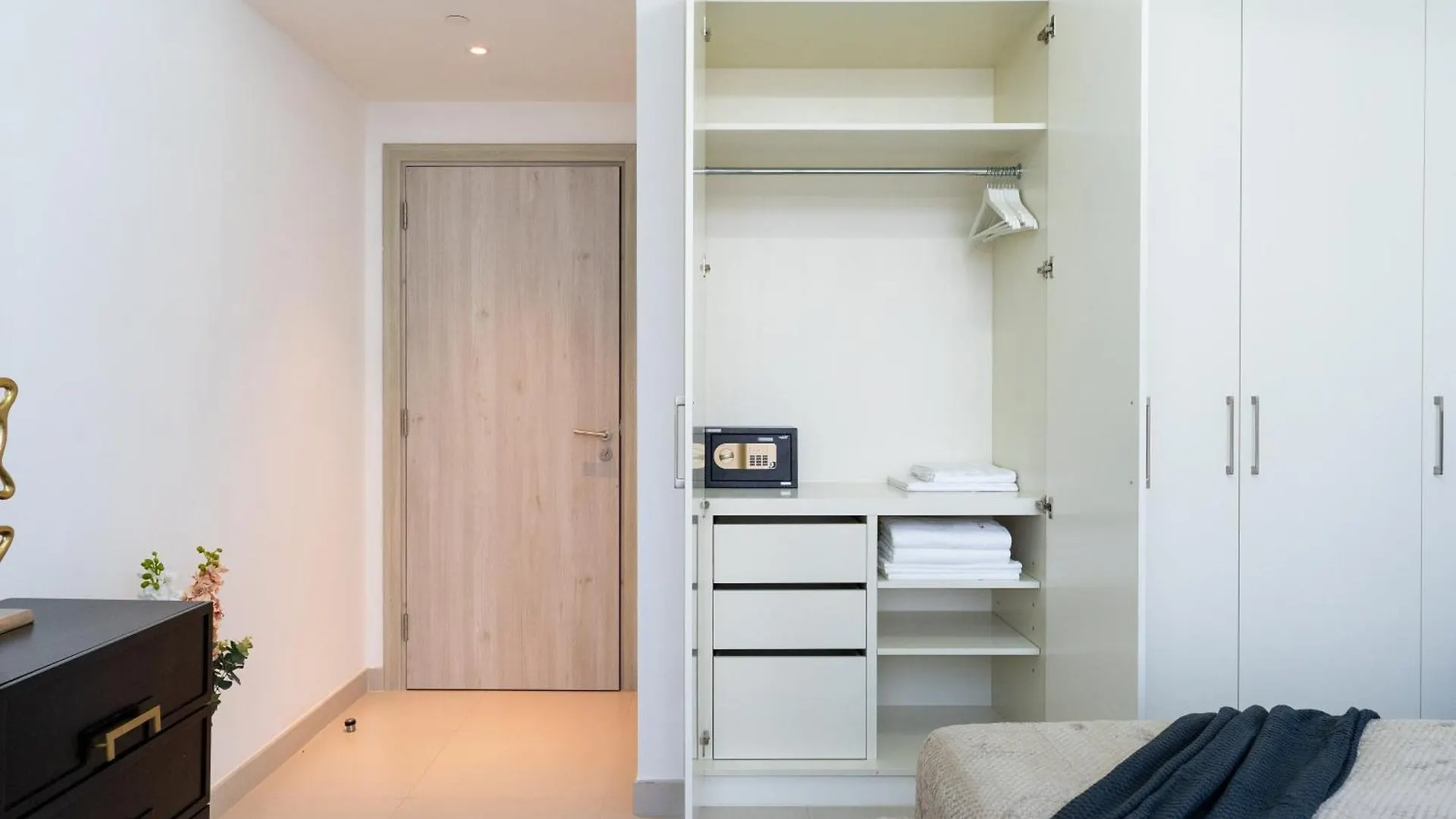 Nextlevel Apartment In The Cove, Dubai Creek Harbour